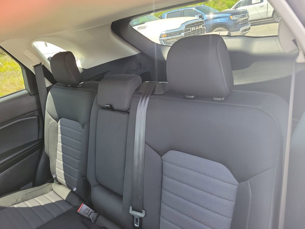 Used 2020 Ford Edge SE image 32