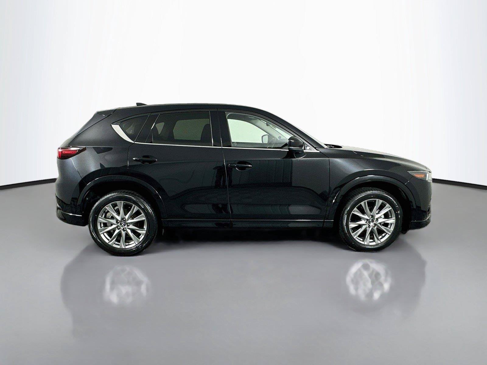 Used 2025 MAZDA CX-5 AWD 2.5 S w/ Premium Plus Pkg image 18