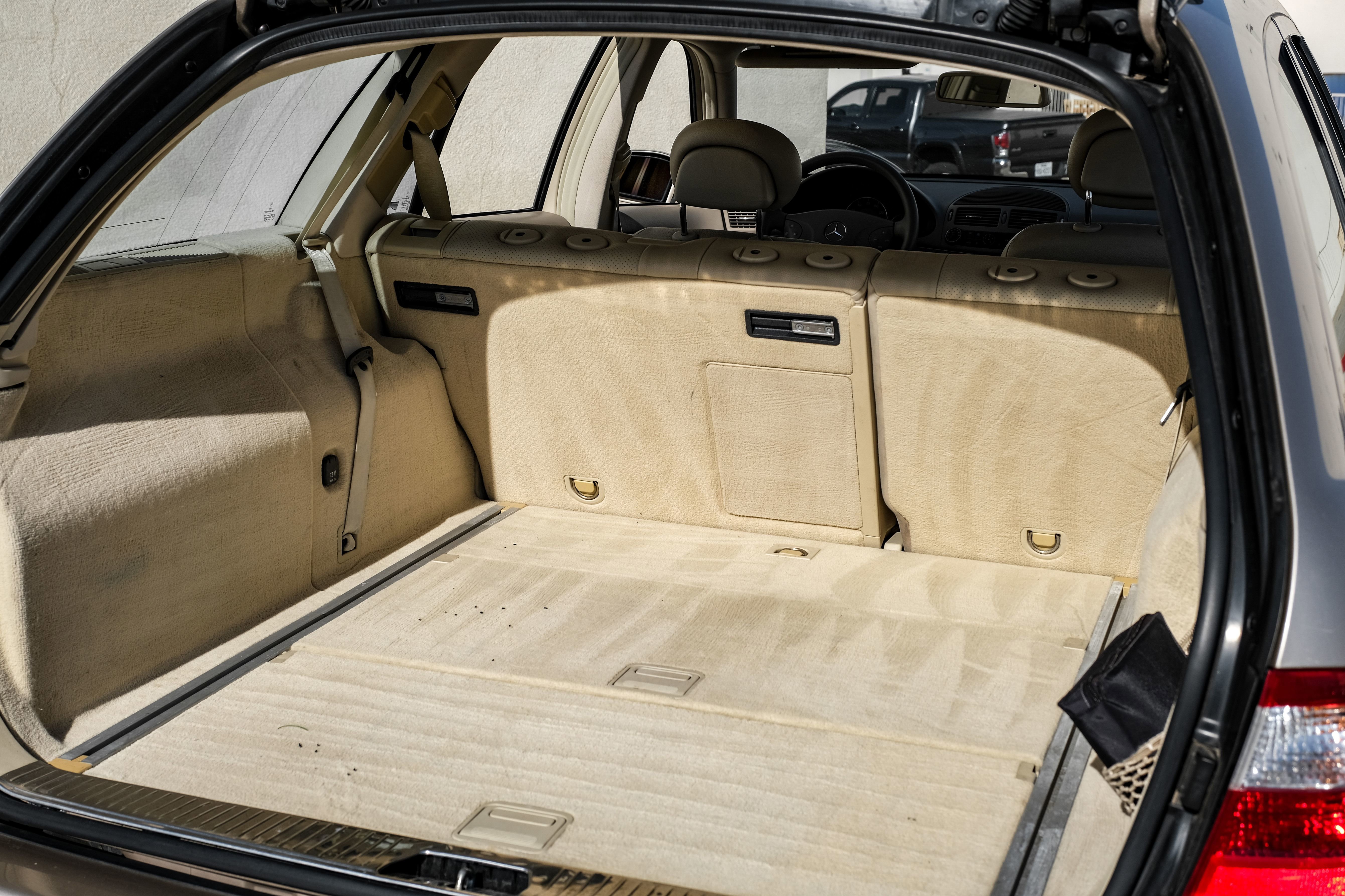 Used 2004 Mercedes-Benz E 320 4MATIC Wagon image 45