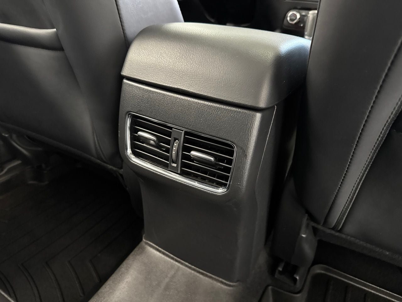 Used 2018 MAZDA CX-5 Touring w/ Preferred Equipment Package AWD/4WD image 46