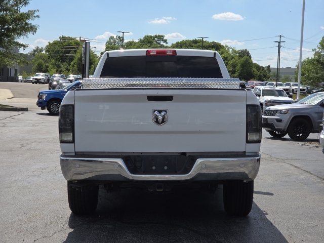 Used 2019 RAM 1500 Classic SLT AWD/4WD image 11