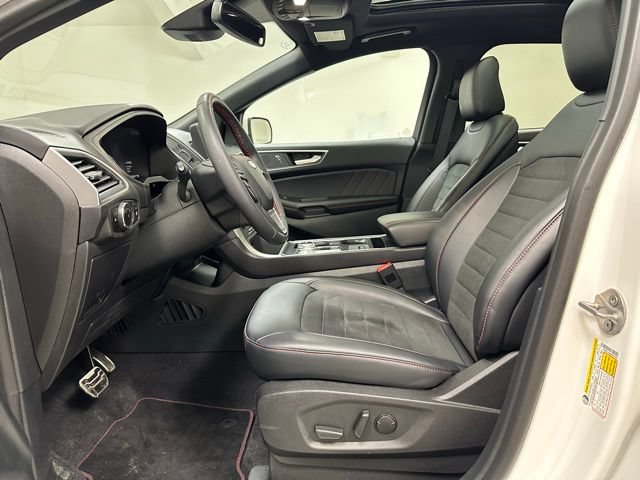 New 2024 Ford Edge ST-Line AWD/4WD image 12