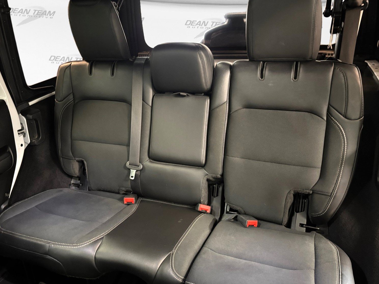 Used 2021 Jeep Wrangler Unlimited Sport AWD/4WD image 34