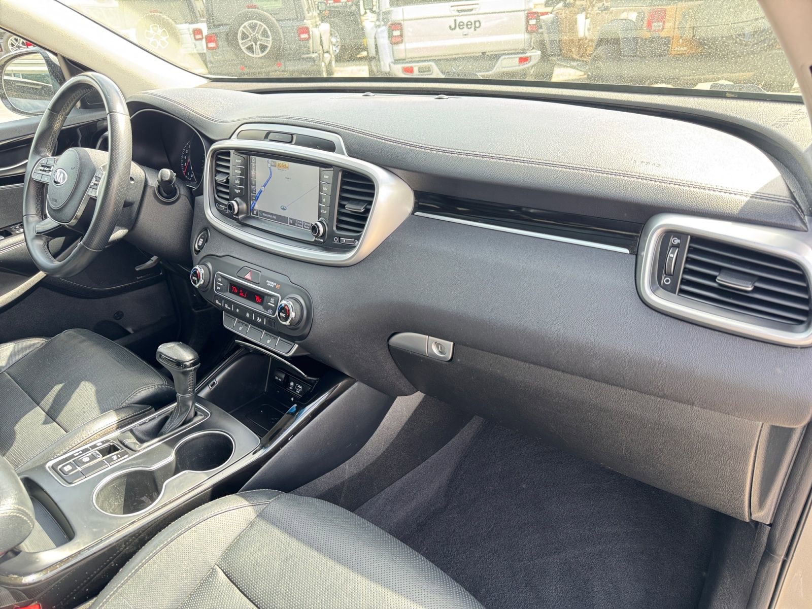 Used 2019 Kia Sorento SX AWD/4WD image 10