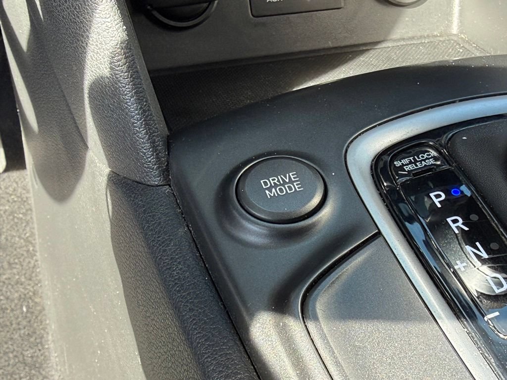 Used 2019 Hyundai Kona SE FWD image 27