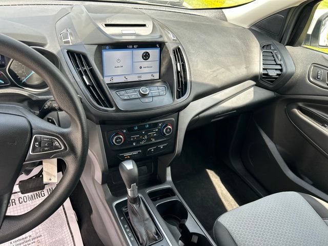 Used 2017 Ford Escape SE w/ Equipment Group 201A AWD/4WD image 18