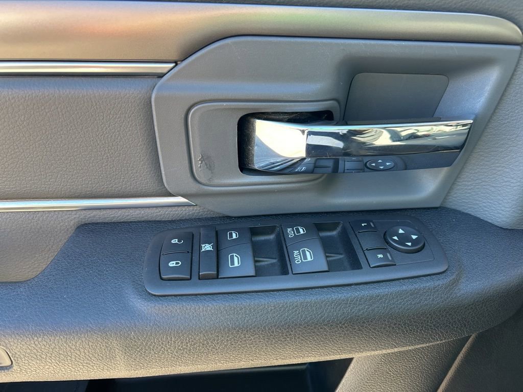 Used 2024 RAM 1500 Classic SLT image 14