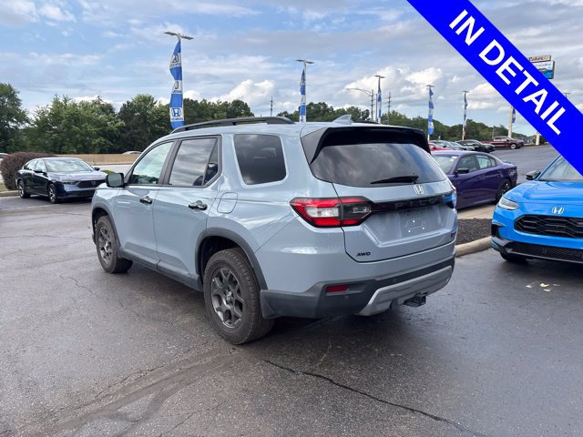 Used 2024 Honda Pilot TrailSport image 4