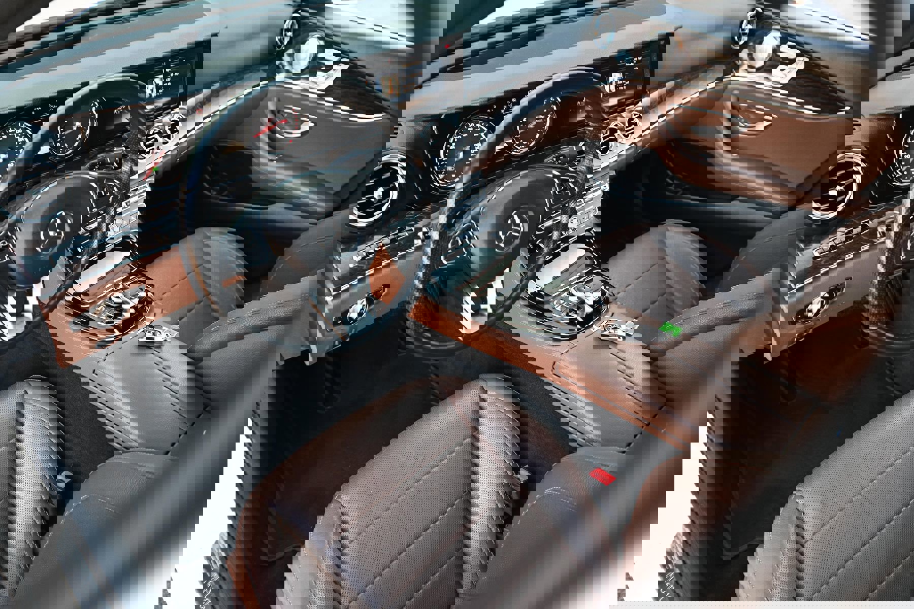 Used 2018 Mercedes-Benz E 300 image 23