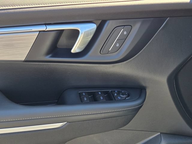 Used 2026 Buick Enclave Preferred FWD image 18