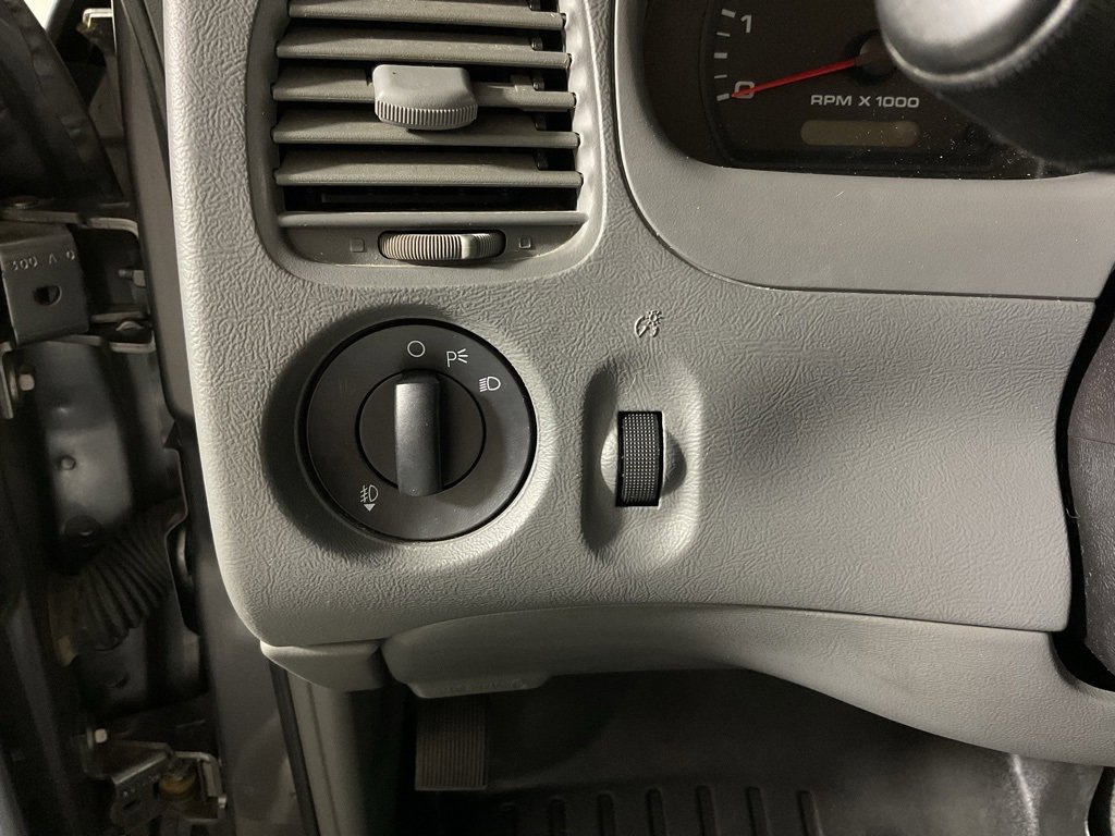 Used 2011 Ford Ranger XLT image 21