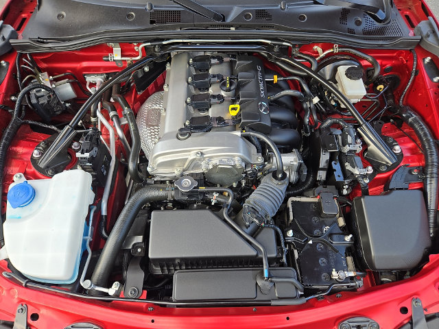 Used 2020 MAZDA MX-5 Miata RF Grand Touring RWD image 28
