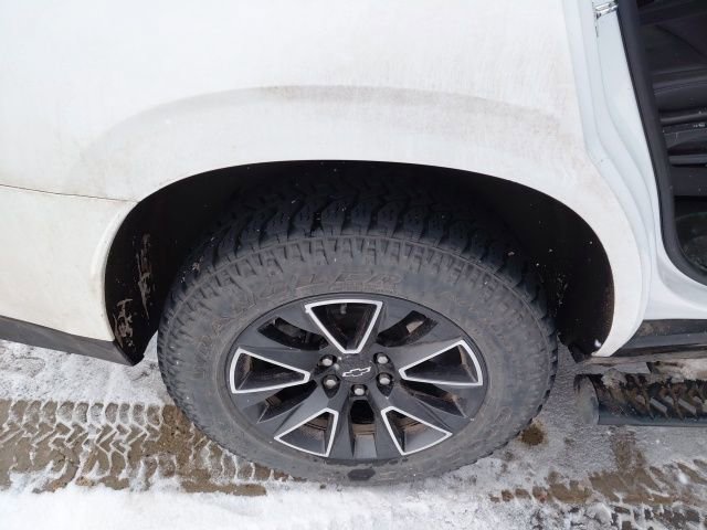 Used 2021 Chevrolet Tahoe Z71 w/ Luxury Package image 16