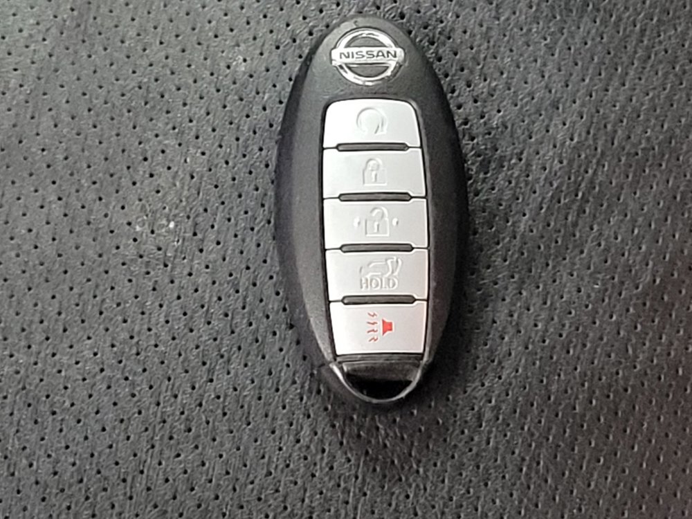 Used 2020 Nissan Rogue SL FWD image 32