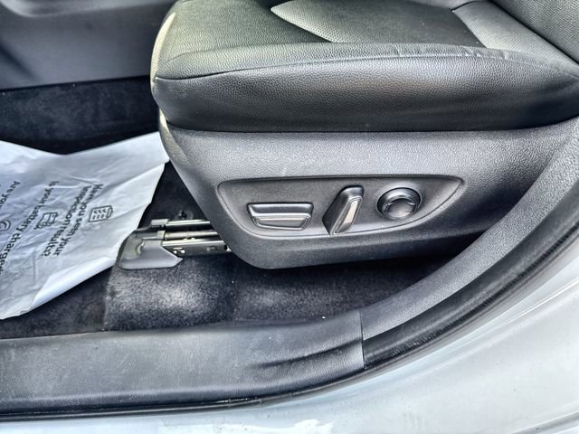 Used 2024 Toyota Grand Highlander XLE FWD image 21