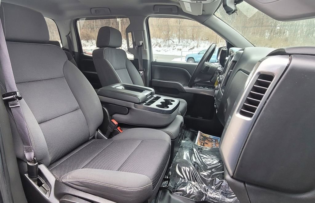 Used 2017 Chevrolet Silverado 1500 LT w/ LPO, Black Pack image 27