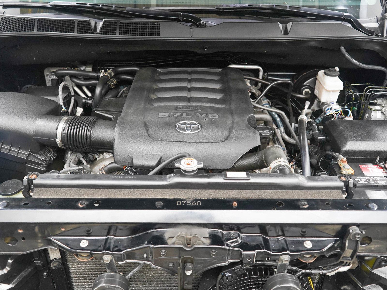Used 2019 Toyota Sequoia Platinum AWD/4WD image 38