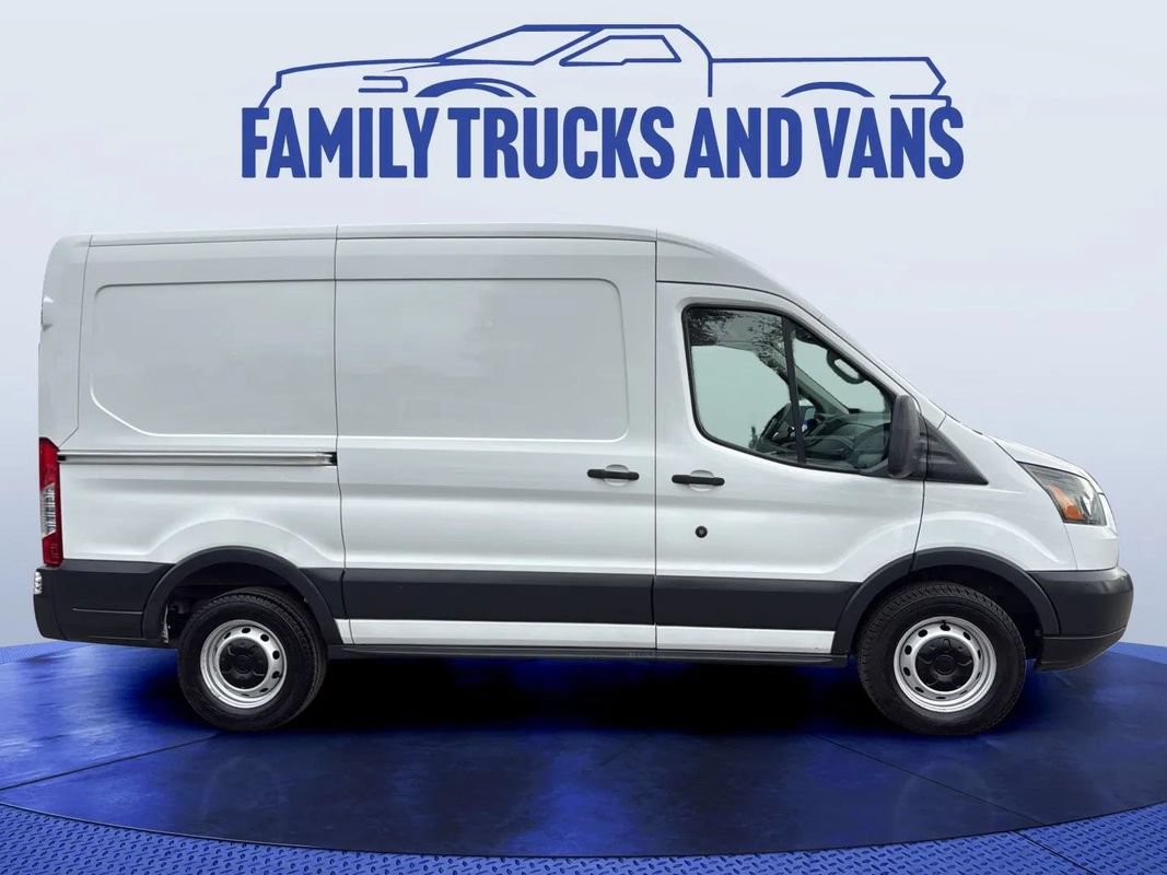Used 2017 Ford Transit 250 130 Medium Roof RWD image 6