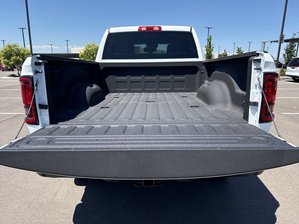 New 2026 RAM 2500 Big Horn AWD/4WD image 28