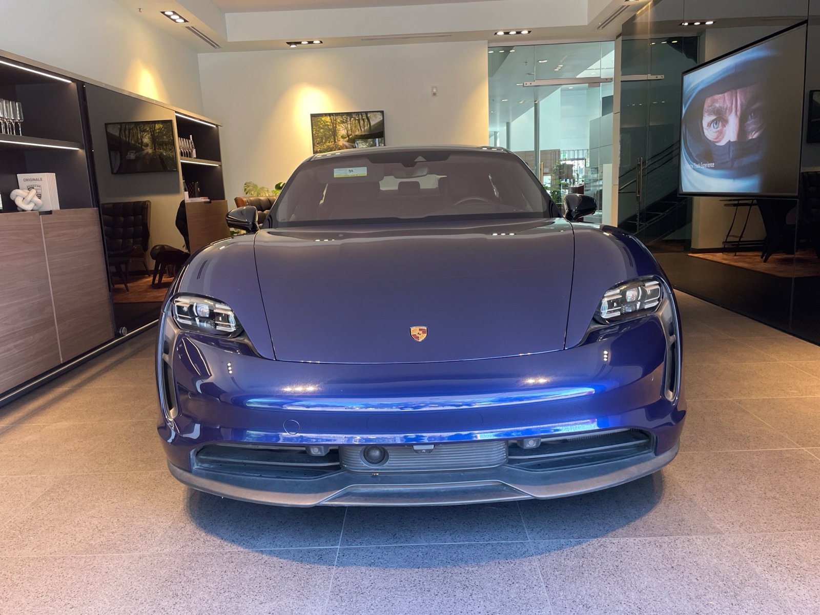 Certified 2024 Porsche Taycan w/ Premium Package RWD image 1
