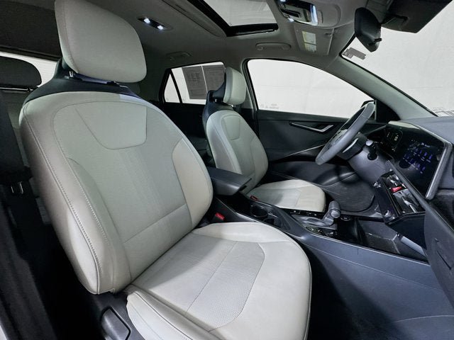 Certified 2023 Kia Niro EX Touring FWD image 29