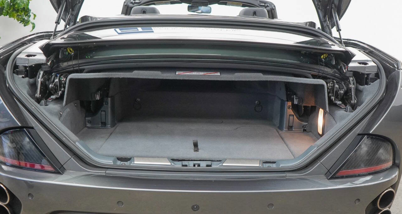 Used 2011 Ferrari California Base 2dr Convertible image 90