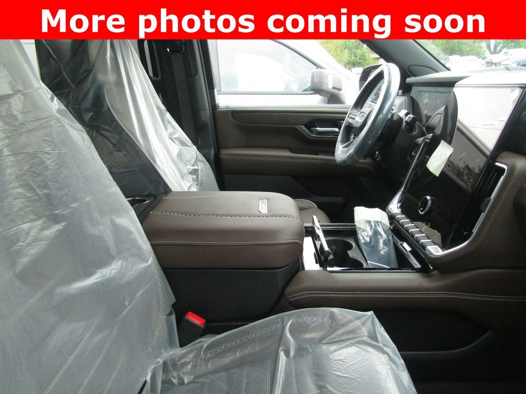 New 2026 GMC Yukon Denali Ultimate AWD/4WD image 11