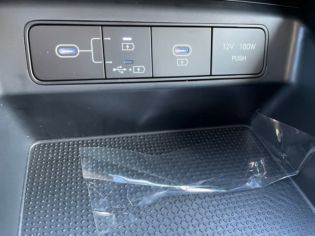 New 2026 Hyundai Tucson SE image 15