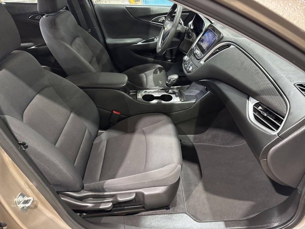 Used 2022 Chevrolet Malibu LS w/ LPO, Convenience Package 1 image 33