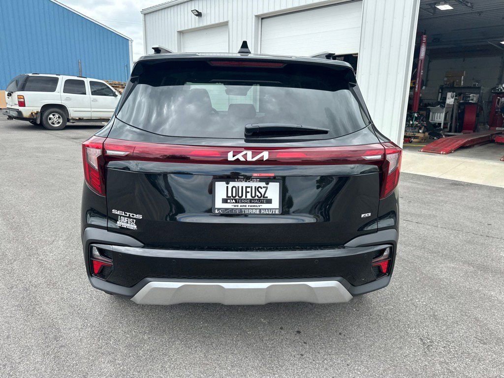 New 2026 Kia Seltos EX image 7