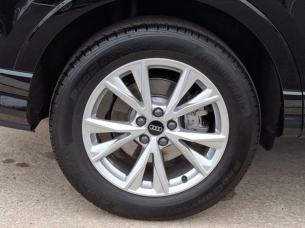 Certified 2025 Audi Q3 2.0T Premium Plus w/ Premium Plus Package image 8