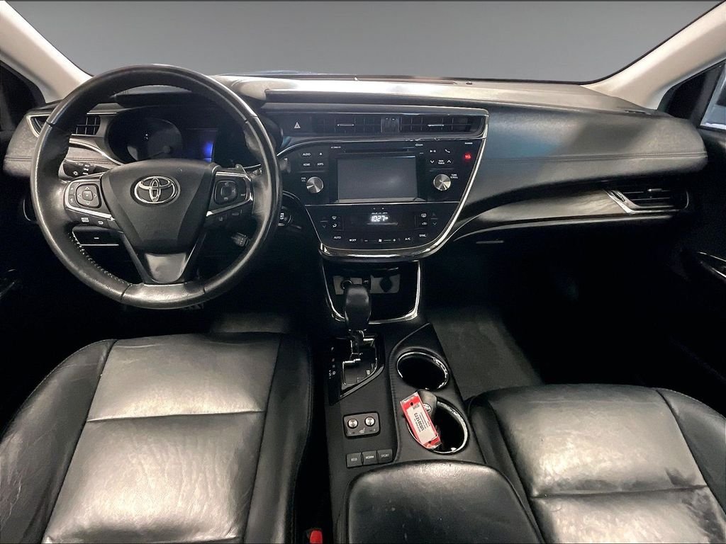 Used 2018 Toyota Avalon XLE FWD image 21