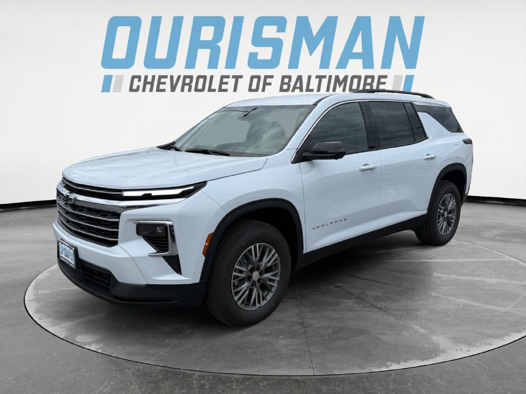 New 2027 Chevrolet Traverse LT w/ Driver Confidence Package FWD image 2
