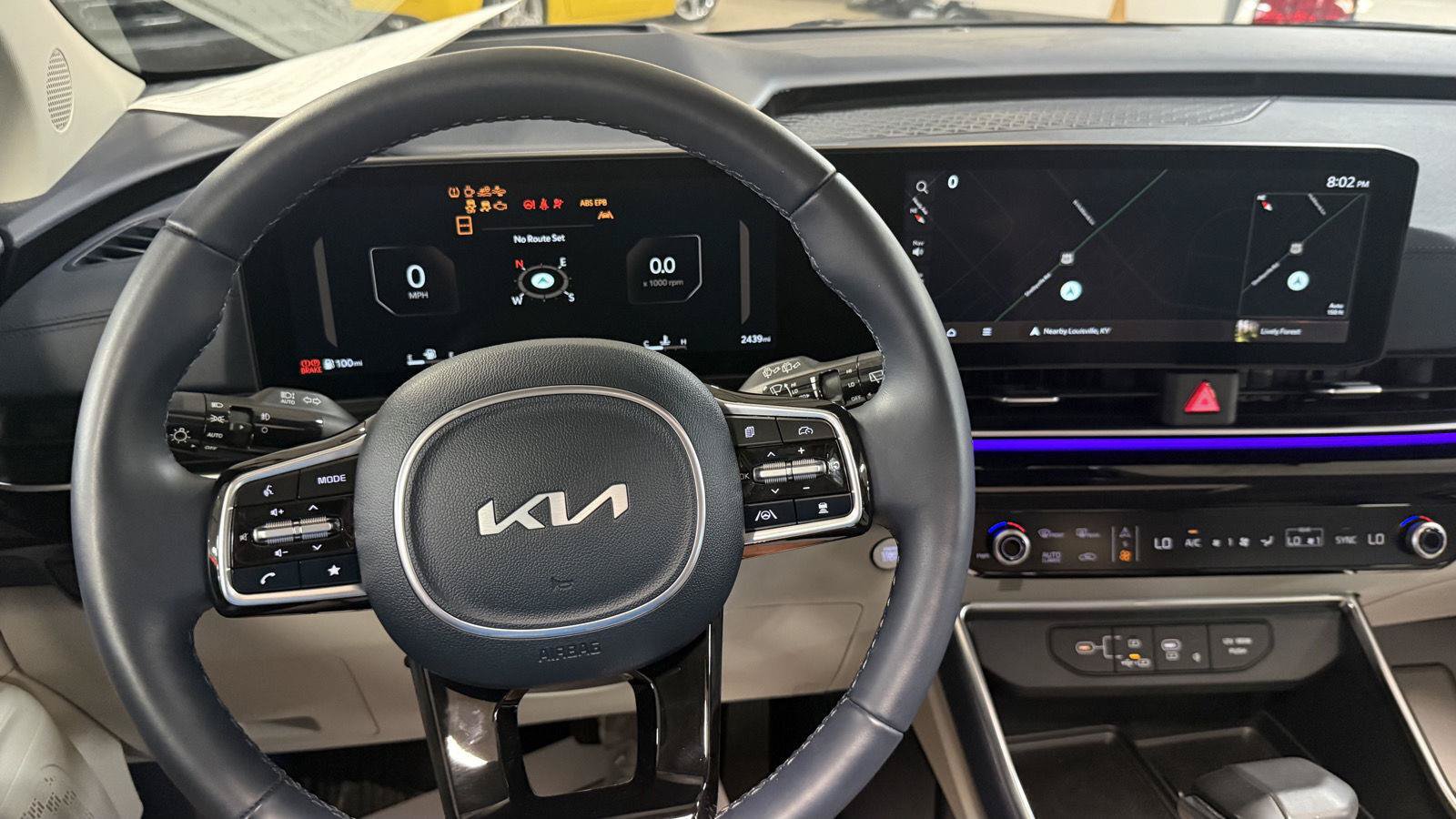 Used 2026 Kia Carnival SX Prestige FWD image 37