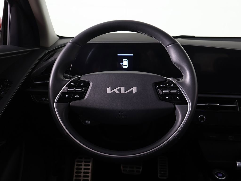 Used 2023 Kia Niro EX Touring image 41