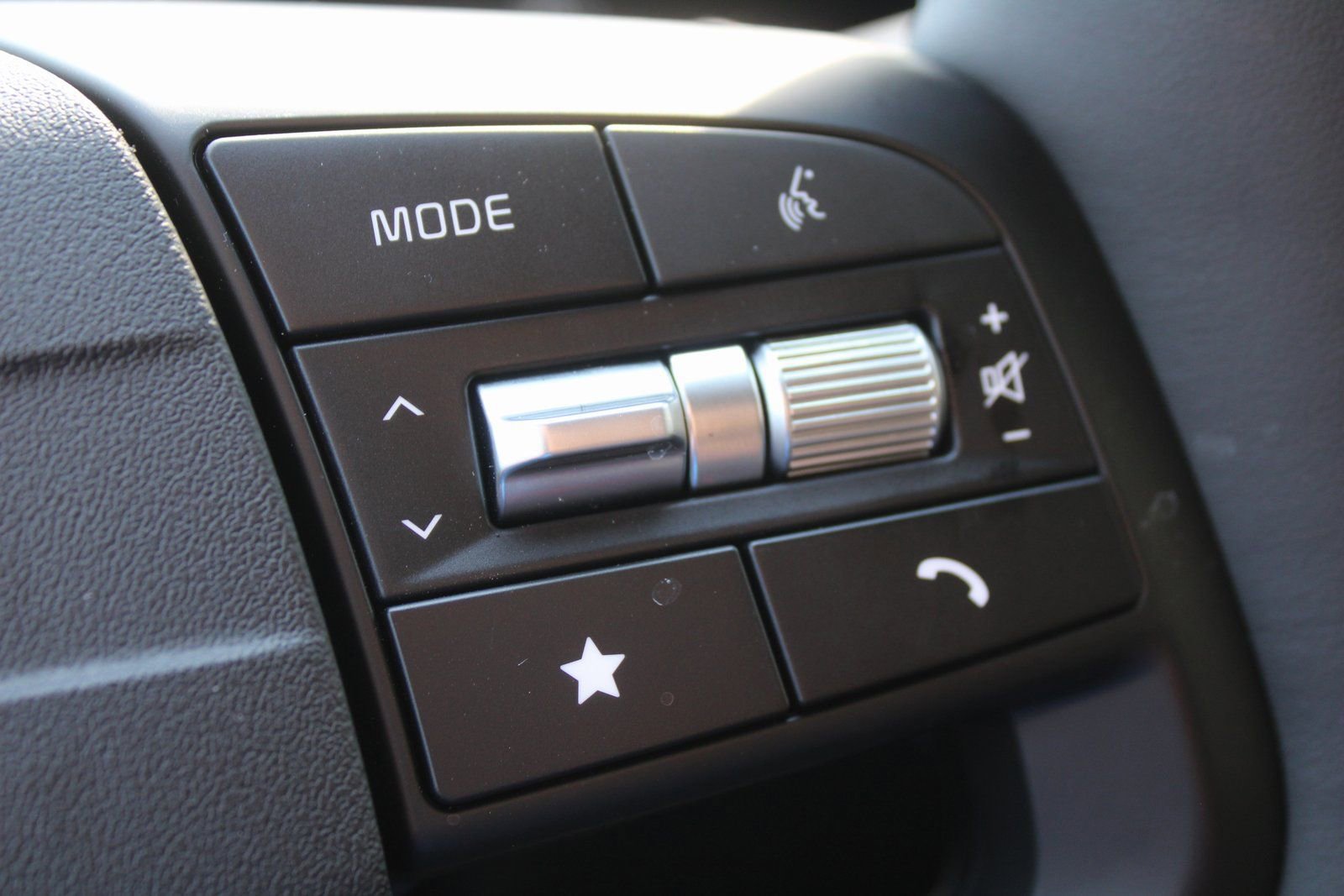 New 2026 Kia Sportage SX image 35