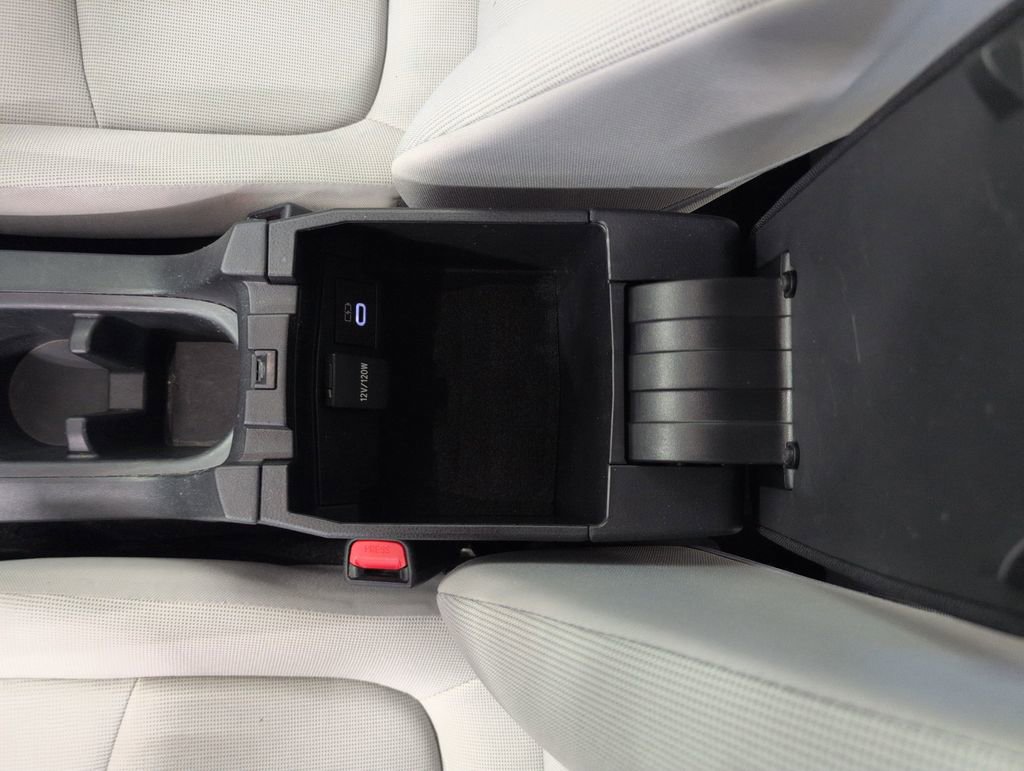 Used 2023 Toyota Corolla Cross L AWD/4WD image 25