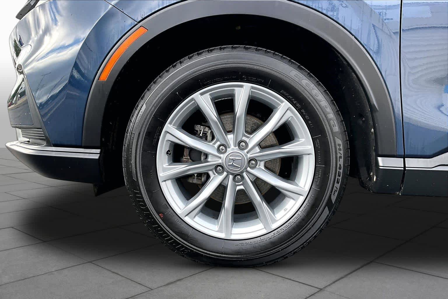 Used 2024 Honda CR-V EX image 10