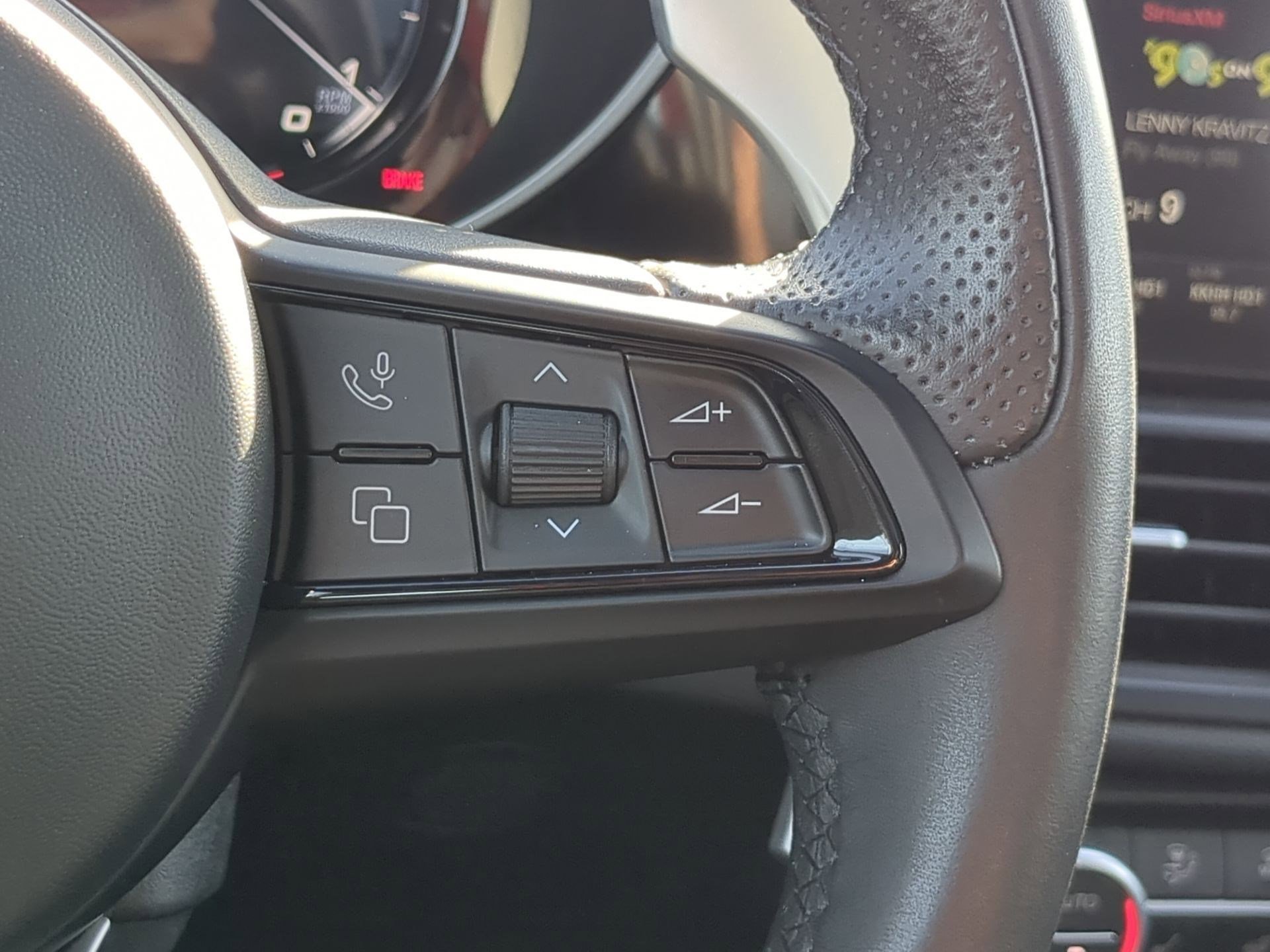 Used 2024 Alfa Romeo Giulia Veloce image 19