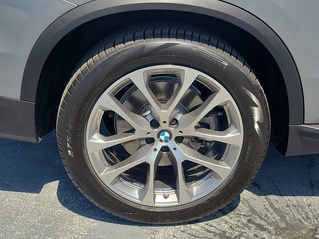 Used 2024 BMW X5 sDrive40i w/ Parking Assistance Package RWD image 6