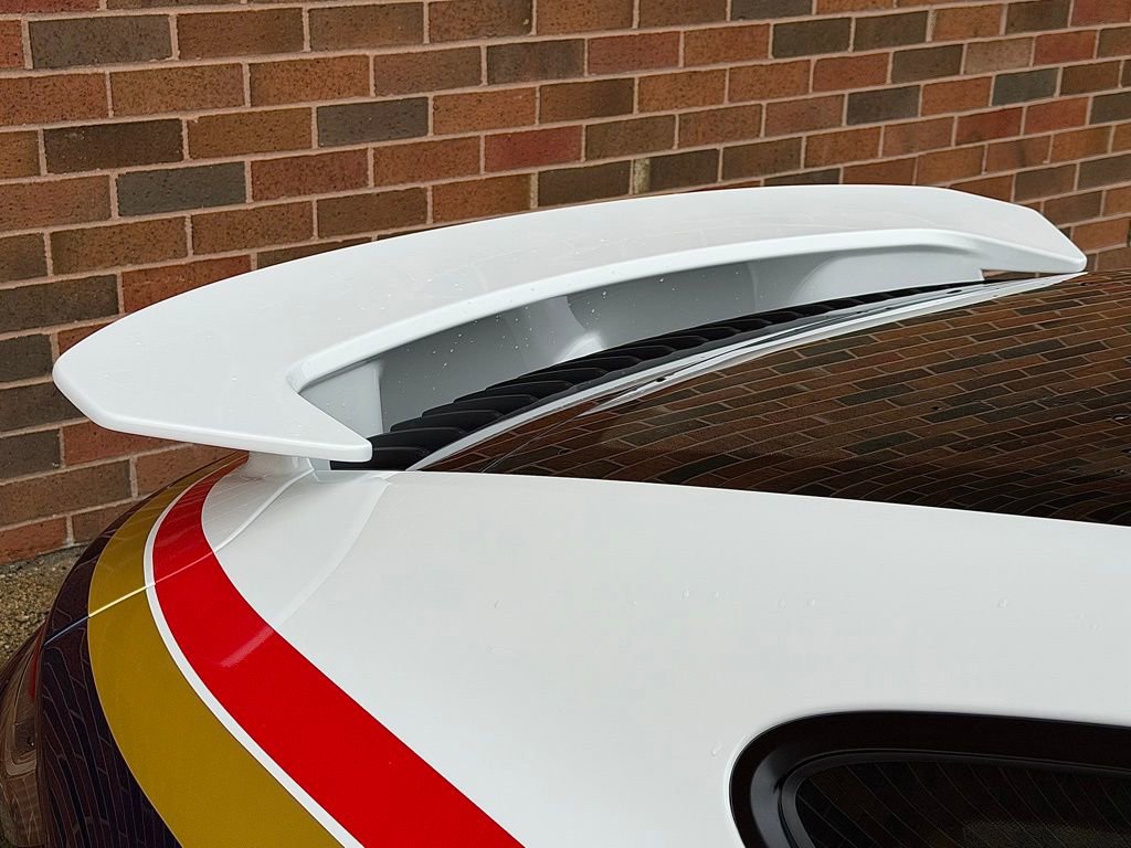 Certified 2024 Porsche 911 Dakar image 31