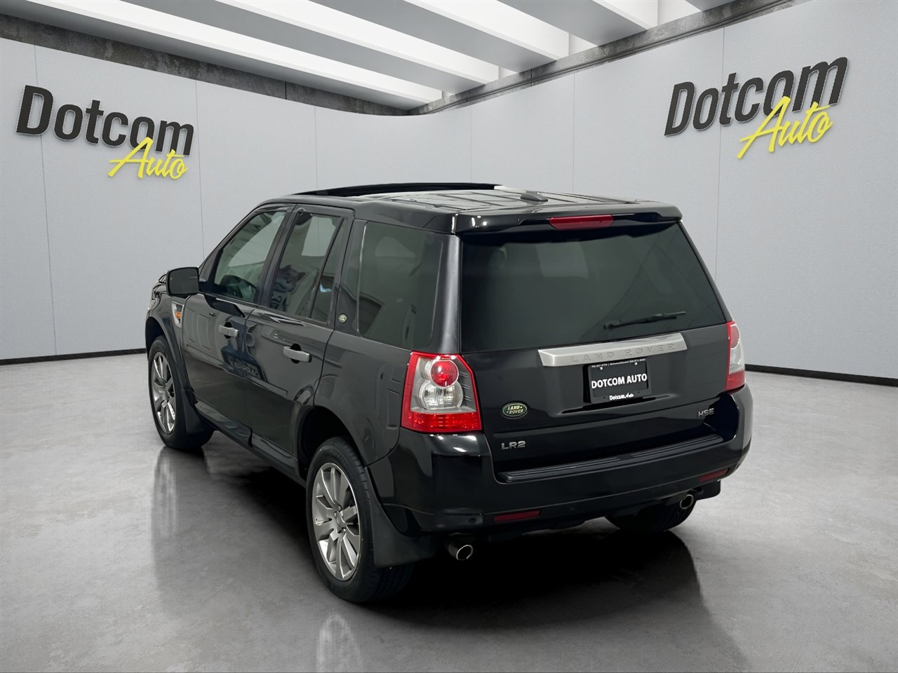 Used 2008 Land Rover LR2 HSE image 6