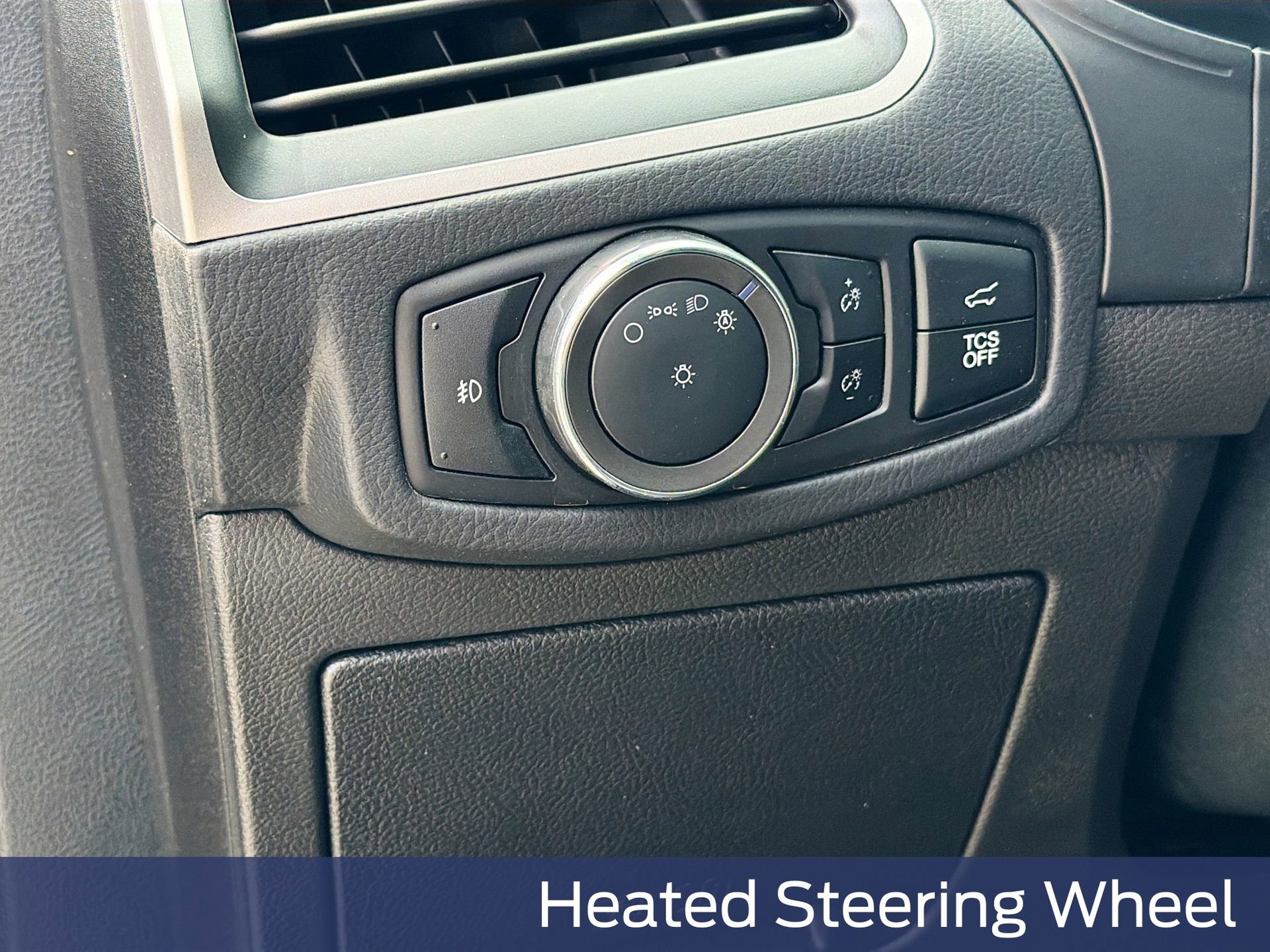 Used 2024 Ford Edge SEL w/ Convenience Package image 14