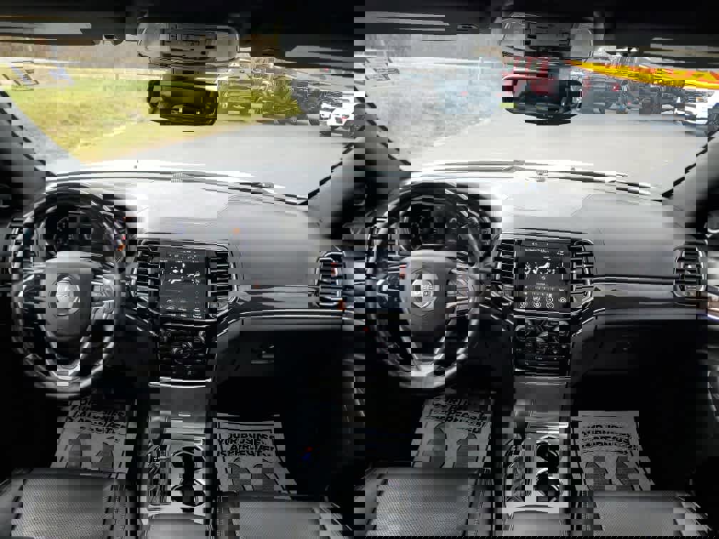 Used 2020 Jeep Grand Cherokee Overland image 17
