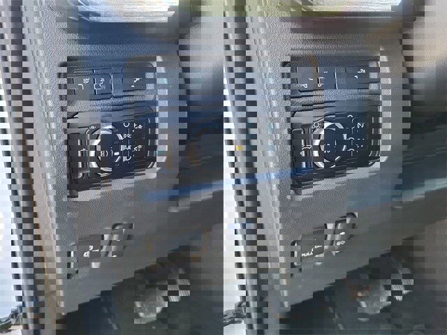 Used 2023 Ford F250 Lariat w/ Tow Technology Package image 14