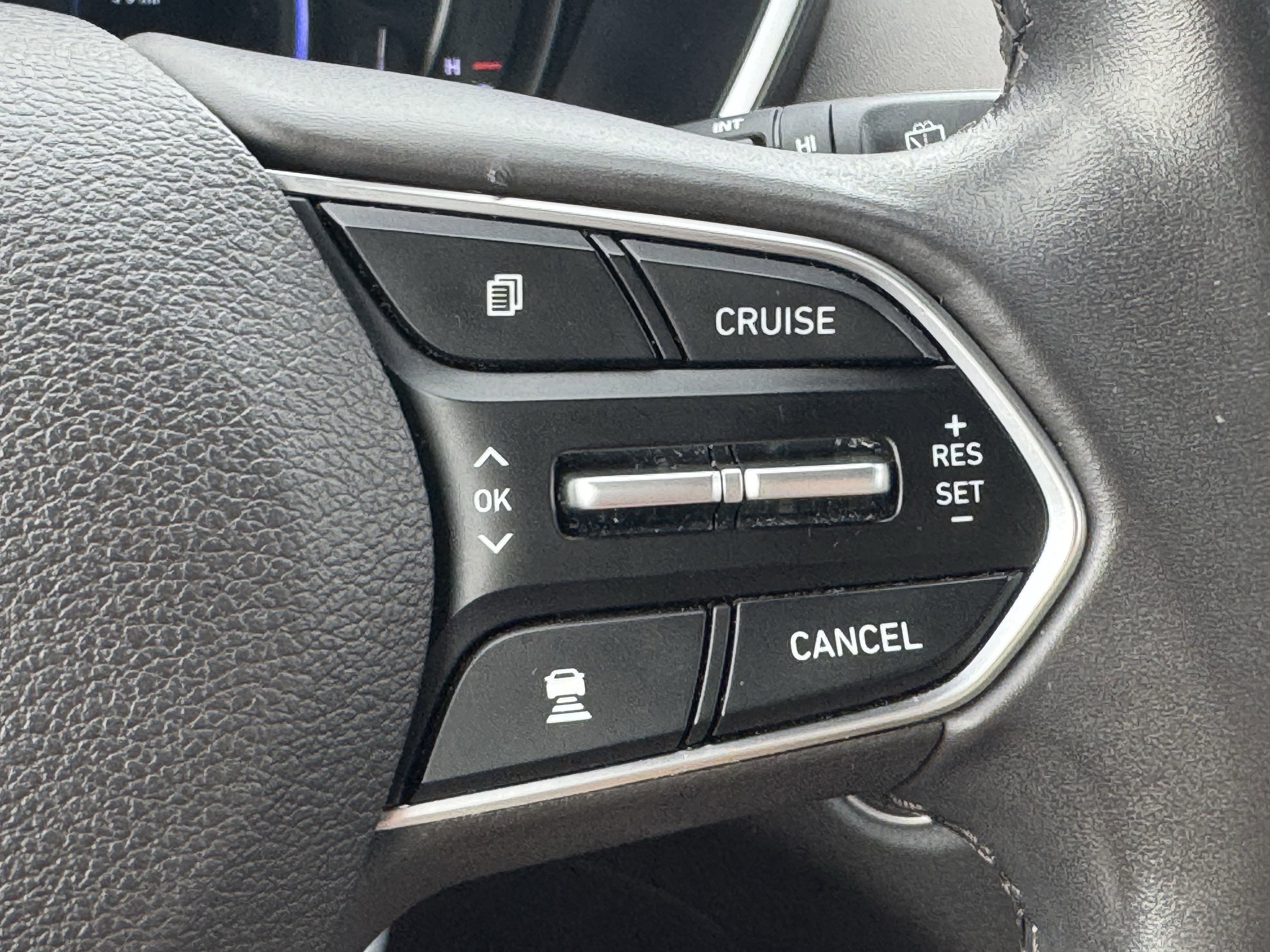 Used 2019 Hyundai Santa Fe Limited image 17