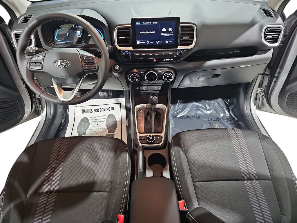 New 2026 Hyundai Venue SEL FWD image 9