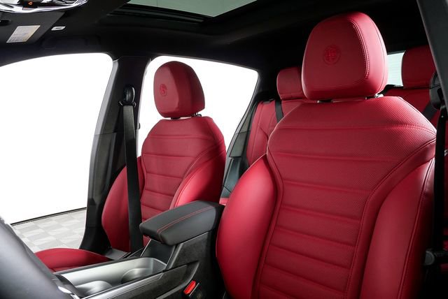 New 2026 Alfa Romeo Tonale w/ Red Premium Package image 2