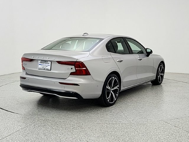 Used 2024 Volvo S60 B5 Ultimate w/ Climate Package AWD/4WD image 5