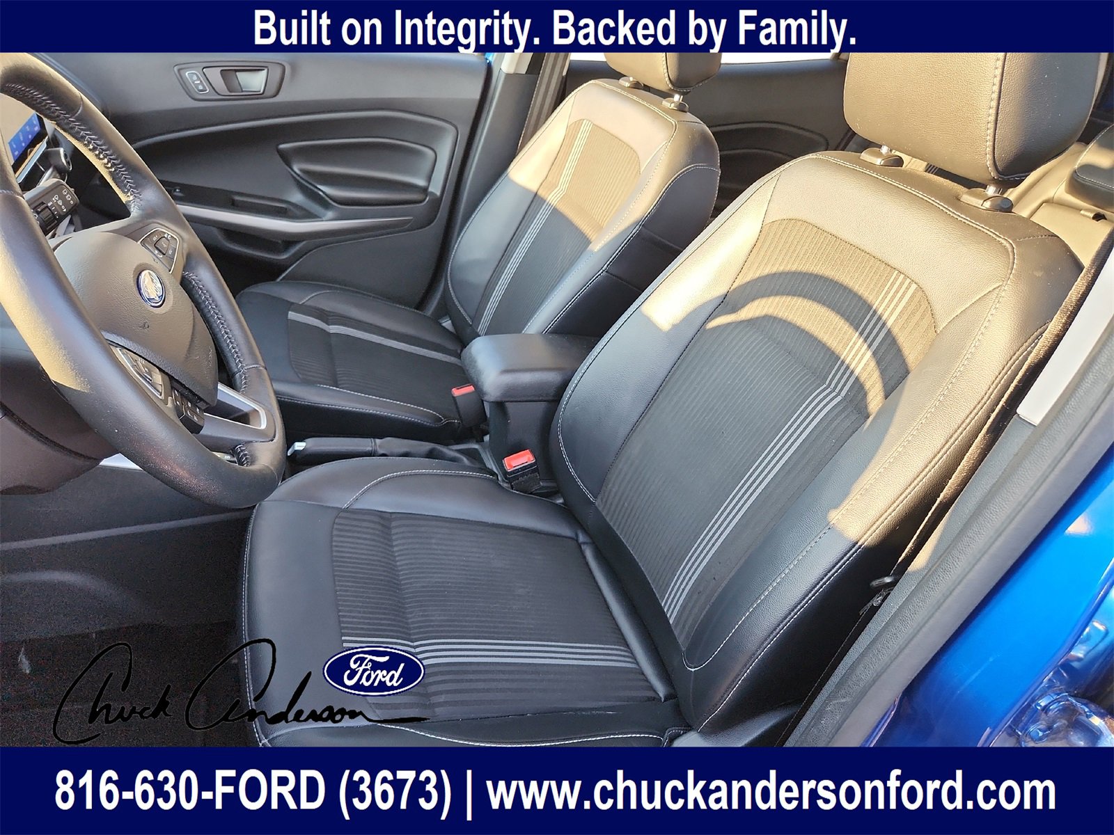 Used 2020 Ford EcoSport SES w/ SES Black Appearance Package image 10